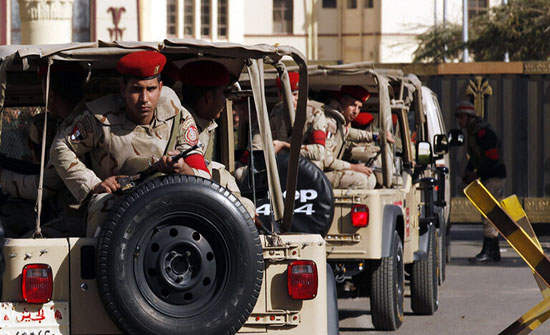 مصدر: مقتل 17 مسلحا في هجوم شمالي سيناء مصدر: مقتل 17 مسلحا في هجوم شمالي سيناء