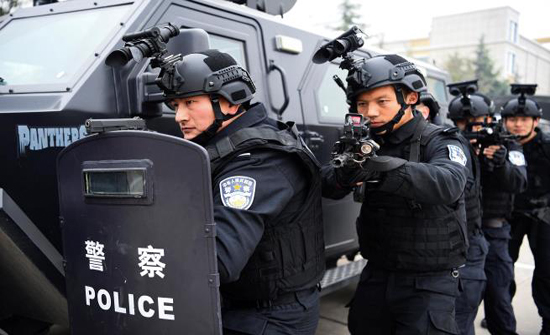 مقتل وإصابة 26 شخصا بخطف حافلة في الصين مقتل وإصابة 26 شخصا بخطف حافلة في الصين