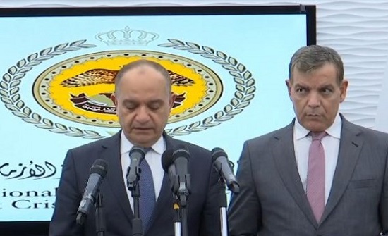 وزيري الصحة والاعلام يجريان فحص كورونا