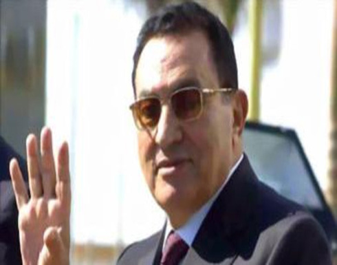 محامي مبارك: الرئيس فقير ومعدم ومحبوه دفعوا أتعابي