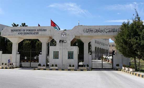 الأردن يرحب بحظر توريد السلاح لميليشيا الحوثي