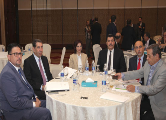 مركز الملك عبدالله الثاني يعقد ورشة توعية بجائزة الأمين والمدير العام المتميز مركز الملك عبدالله الثاني يعقد ورشة توعية بجائزة الأمين والمدير العام المتميز