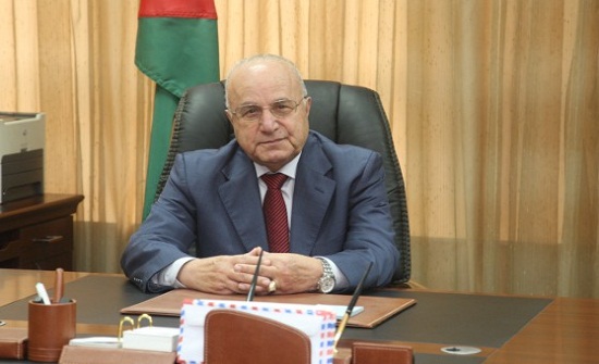 بدران: الجامعات تغرق بمديونية 190 مليون دينار بدران: الجامعات تغرق بمديونية 190 مليون دينار