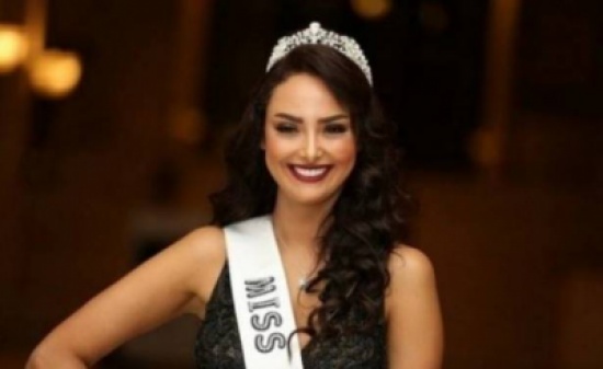 ملكة جمال تتحدث عن علاقة غرام مع فارس كرم.. ماذا قالت؟ ملكة جمال تتحدث عن علاقة غرام مع فارس كرم.. ماذا قالت؟