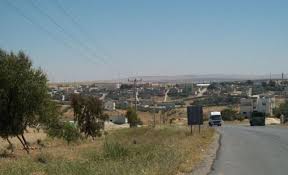 مديرة تربية ذيبان تلتقي اولياء امور الطلبة