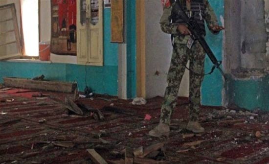 أفغانستان: داعش يتبنى تفجير مسجد شيعي أفغانستان: داعش يتبنى تفجير مسجد شيعي