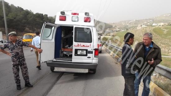 5 أصابات في حادث تصادم بالبلقاء