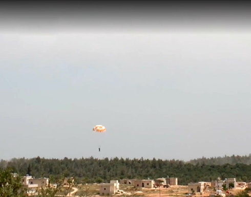 إسقاط طائرة حربية للنظام السوري بريف حلب وأسر قائدها (فيديو)