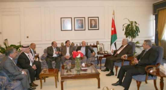 النسور يستقبل نواب عشيرة بني حسن