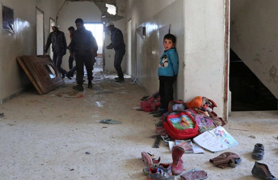 الهجوم على دمشق: ضعف النظام وعزيمة المعارضة والحرب مستمرة