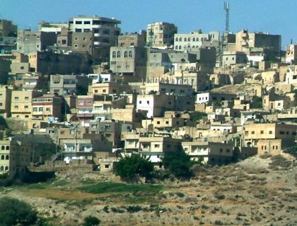 محافظ الطفيلة يتفقد مشروع مستشفى الطفيلة المدني الجديد