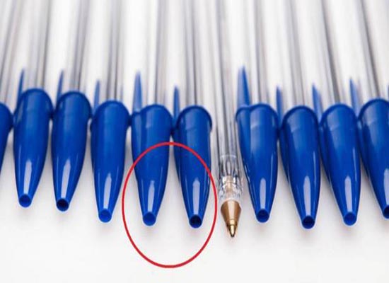 ما هو السر وراء "الثقب الصغير" في غطاء قلم BIC الشهير؟ ما هو السر وراء "الثقب الصغير" في غطاء قلم BIC الشهير؟