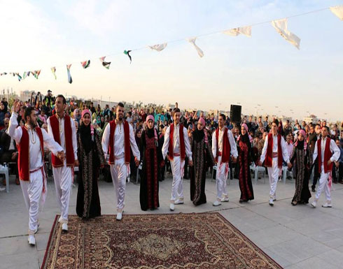 فعاليات شعبية ورسمية تواصل الاحتفاء بالأعياد الوطنية