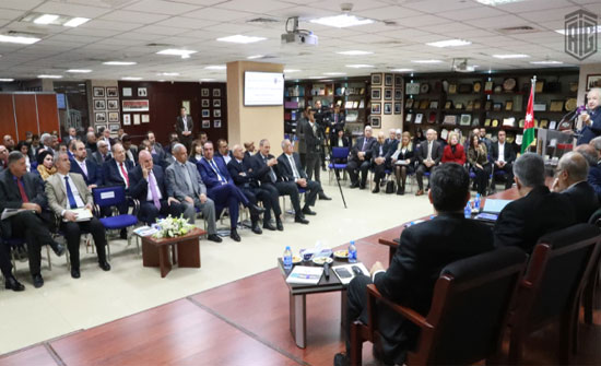 ندوة حول سياسات إنعاش سوق عمان المالي في ملتقى طلال أبوغزاله المعرفي ندوة حول سياسات إنعاش سوق عمان المالي في ملتقى طلال أبوغزاله المعرفي