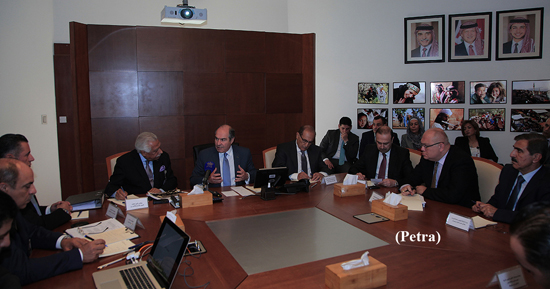 الملقي يزور الامانة ويدعو لتشغيل الاردنيين في مشاريعها الانشائية