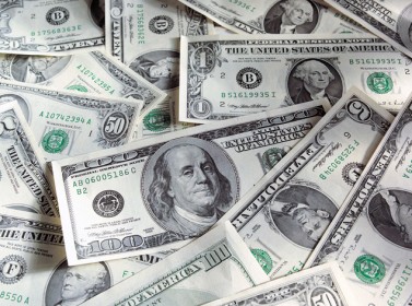الحكومة تقترض 120 مليون دولار من "النقد العربي" الحكومة تقترض 120 مليون دولار من "النقد العربي"