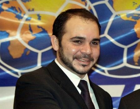 الأمير علي والرئيس السابق لتيمور الشرقية يزوران "بيت الرياضة" في مخيم الزعتري الأمير علي والرئيس السابق لتيمور الشرقية يزوران "بيت الرياضة" في مخيم الزعتري
