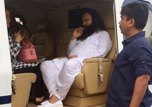 [شاهد] أنصاره احتجوا وسقط 38 قتيلا .. سجن الزعيم الهندي المتهم باغتصاب سيدتين 10 سنوات