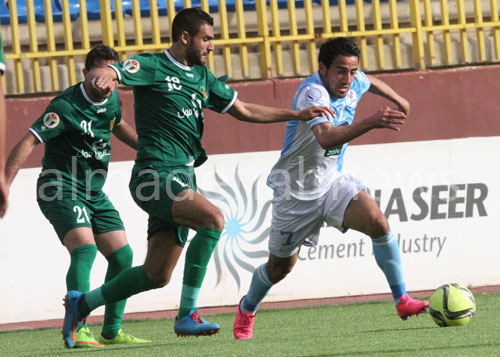 بالفيديو والصور : الأهلي يتفوق على الفيصلي ويشاركه صدارة الدوري وشباب الاردن يكتسح الرمثا