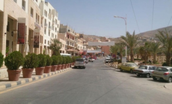 مواطنون في البترا يطالبون بتحسين الخدمات الصحية في اللواء مواطنون في البترا يطالبون بتحسين الخدمات الصحية في اللواء