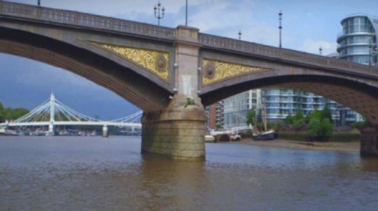 بلاغ عن محاولة انتحار رجل يتسبب في إنقاذ آخر من الغرق!