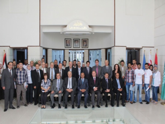 السعود: يدعو الى إعادة الهيبة للتعليم العالي