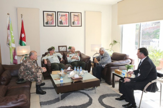 الأمانة والخدمات الطبية تبحثان تعزيز أوجه التعاون