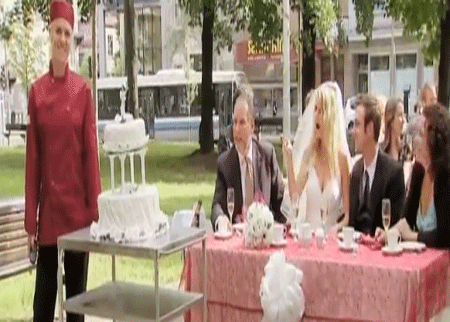 كعكة حفل الزفاف