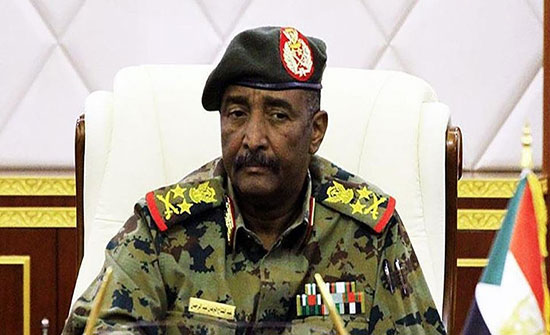 بومبيو يبحث مع البرهان رفع اسم السودان من قائمة "الإرهاب" بومبيو يبحث مع البرهان رفع اسم السودان من قائمة "الإرهاب"