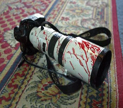 السلطات السورية تفرج عن صحفي بعد شهر من اعتقاله السلطات السورية تفرج عن صحفي بعد شهر من اعتقاله