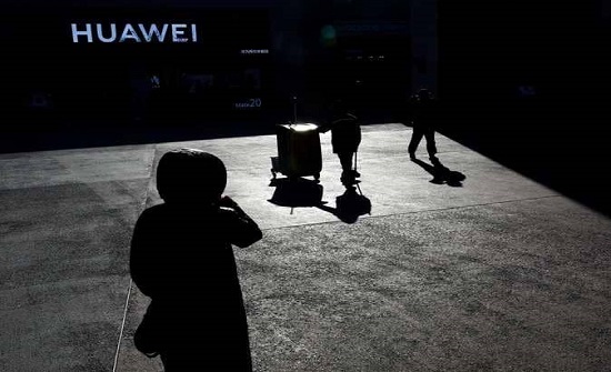 أميركا تطالب الصين بالإفراج عن كنديين بسبب قضية هواوي