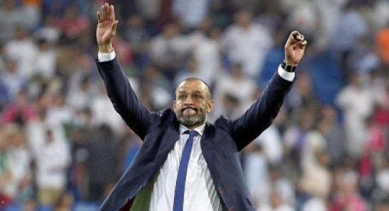 مدرب فالنسيا عقب مواجهة ريال مدريد : لديّ أفضل حارس في الليجا مدرب فالنسيا عقب مواجهة ريال مدريد : لديّ أفضل حارس في الليجا