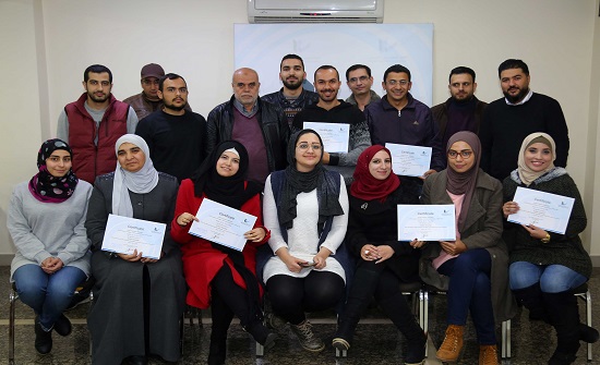 "المهندسين" تعقد دورة بعنوان "محادثة اللغة الانجليزية" "المهندسين" تعقد دورة بعنوان "محادثة اللغة الانجليزية"