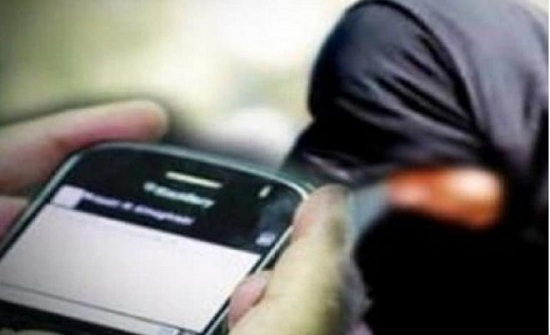 وافد عربي  يبتز سيدة أردنية بـ 5 الاف دينار في إربد