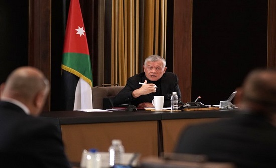 الملك: مسؤولية كبيرة تقع على عاتق اللجان النيابية في الفترة المقبلة الملك: مسؤولية كبيرة تقع على عاتق اللجان النيابية في الفترة المقبلة