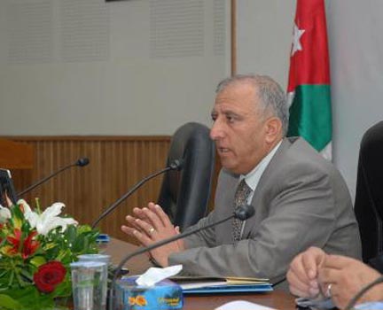 الجامعة الأردنية تبحث التعاون العلمي مع العلوم التطبيقية البحرينية
