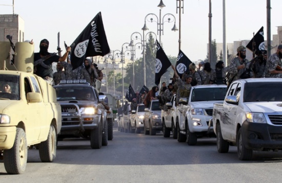 واشنطن تتوعد مقاتلي تنظيم الدولة في الرقة: لن تخرجوا أحياء