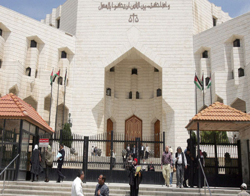 صورة : " نجمة داوود " على درج قصر العدل في عمان صورة : " نجمة داوود " على درج قصر العدل في عمان
