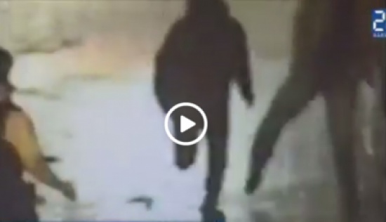 فيديو..شاب بريطاني يتحول لبطل بعرقلة مجرم فار