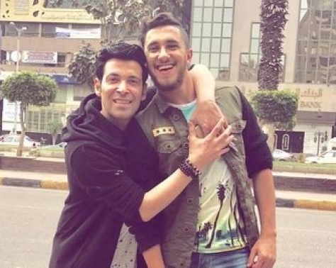 بالصور  :  إبن سعد الصغير يثير ضجة جديدة بملابسه الجريئة!