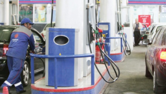 ترجيح تخفيض طفيف على أسعار المحروقات