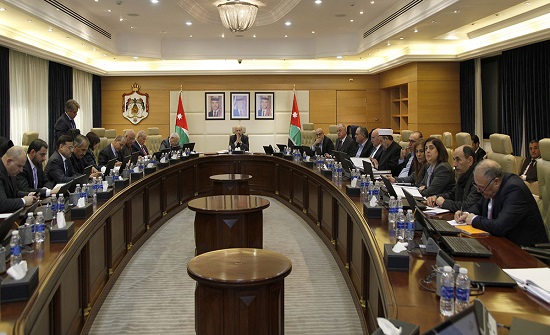 مجلس الوزراء يناقش تداعيات الأحداث بالمسجد الأقصى المبارك مجلس الوزراء يناقش تداعيات الأحداث بالمسجد الأقصى المبارك