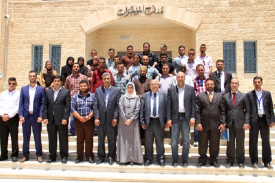 انتخاب رئيس وأعضاء مجلس طلبة جامعه الزرقاء الثامن عشر