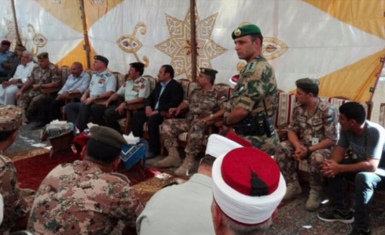 الأمير فيصل يقدم العزاء بالشهيد الطلافحة