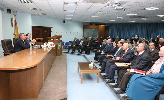 الجامعة الأردنية تستضيف المستشار الخاص لجلالة الملك الخبر معدل
