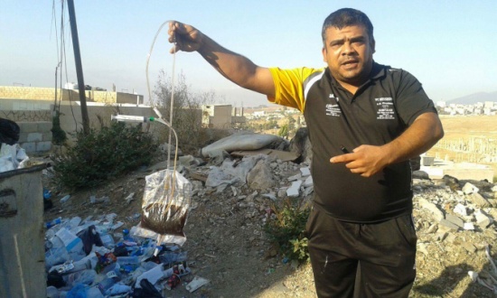 بالصور ... النفايات الطبية " لجرش الحكومي " أمام البيوت .. ومدير المستشفى ينفي بالصور ... النفايات الطبية " لجرش الحكومي " أمام البيوت .. ومدير المستشفى ينفي