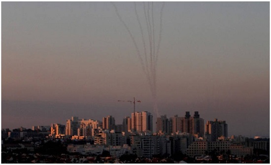استشهاد فلسطيني سادس بغارة اسرائيلية شرق غزة استشهاد فلسطيني سادس بغارة اسرائيلية شرق غزة