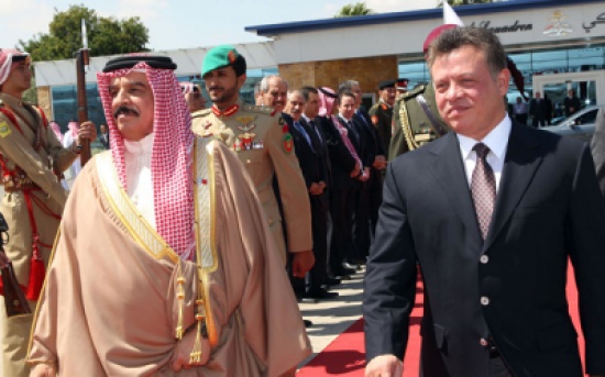 الطراونة ينقل رسالة من جلالة الملك عبدالله الثاني الى ملك البحرين الطراونة ينقل رسالة من جلالة الملك عبدالله الثاني الى ملك البحرين