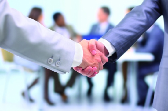 اتفاقية لتصنيع مواد اولية تدخل بالصناعات الكيماوية