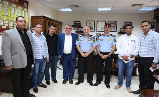 الأمن العام يكرم عددا من مرتبات التنفيذ القضائي الأمن العام يكرم عددا من مرتبات التنفيذ القضائي